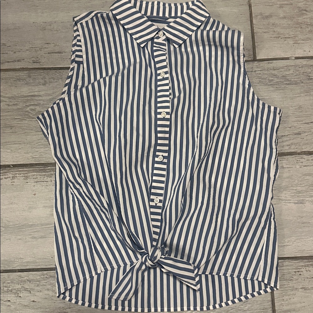 Vineyard Vines Blue and White Striped Shirt Women Size 12